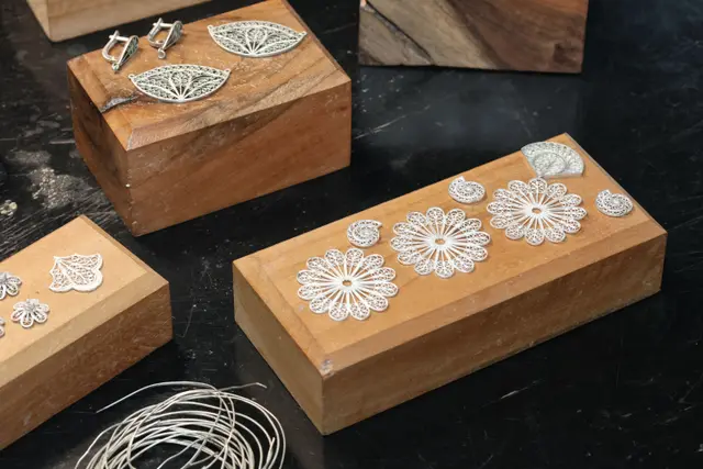 Silver filigree jewellery